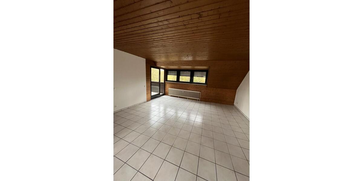 Dachgeschoßwohnung Bonn Lannesdorf - 3 Zimmer, 93 m&sup2;, 1.450&euro; | Angebot:25474562