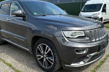 Jeep Grand Cherokee 207.000 km 13.990 &euro; Düren 52351