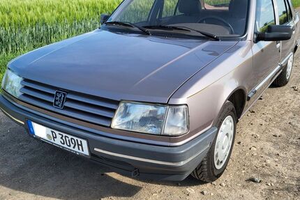 Peugeot 309 124.000 km 3.900 &euro; Rheinbach 53359