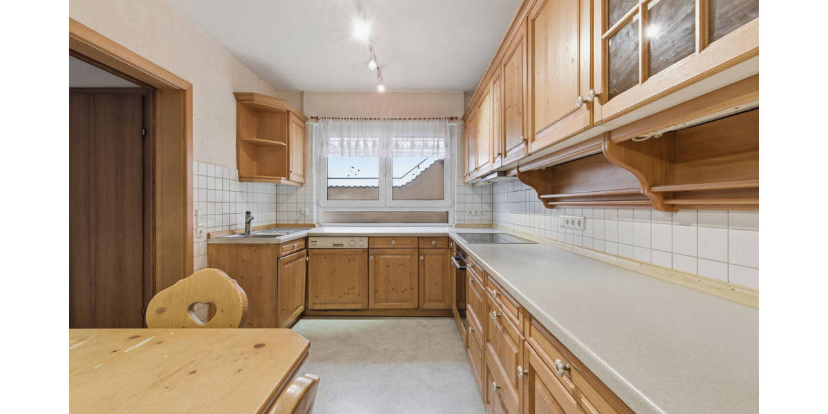 Mehrfamilienhaus, Wohnhaus Bornheim Waldorf - 8 Zimmer, 166 m&sup2;, 295.000&euro; | Angebot:26037146