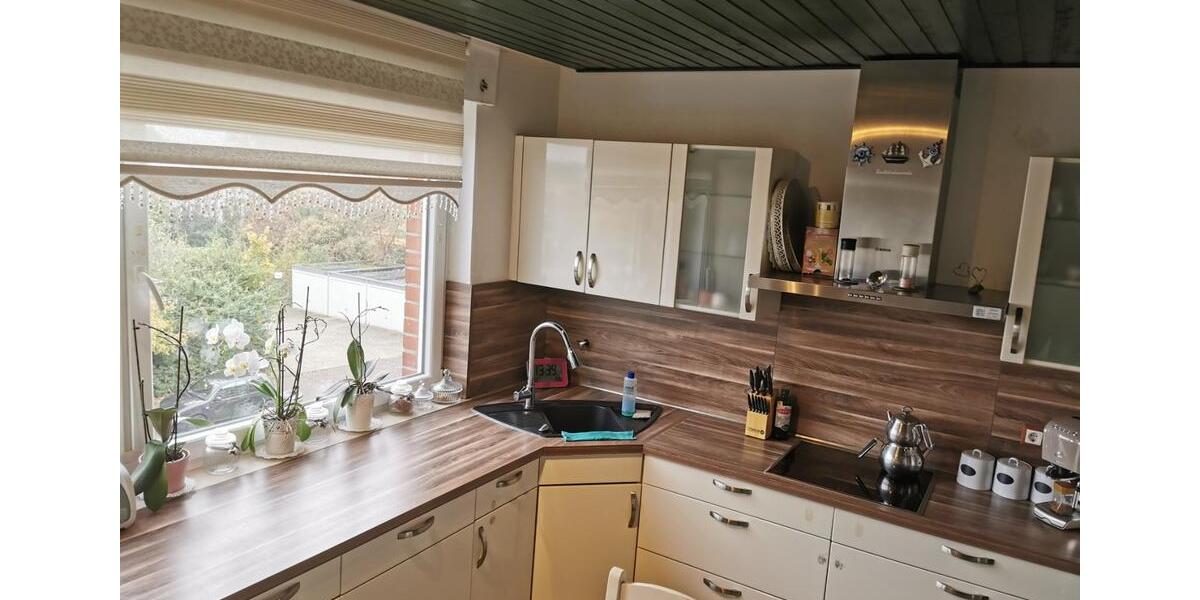 Etagenwohnung Kerpen Buir - 4 Zimmer, 100 m&sup2;, 1.500&euro; | Angebot:25217935