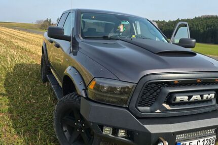 Dodge RAM 77.000 km 29.500 &euro; Kall 53925