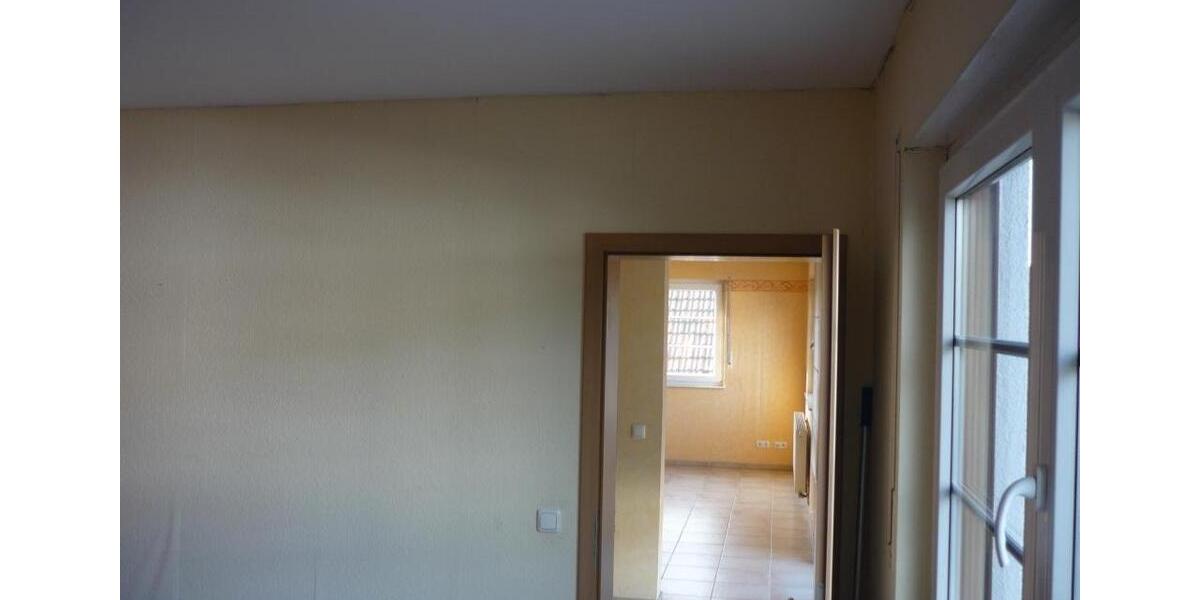 Etagenwohnung Bornheim - 1 Zimmer, 56 m&sup2;, 700&euro; | Angebot:26035758