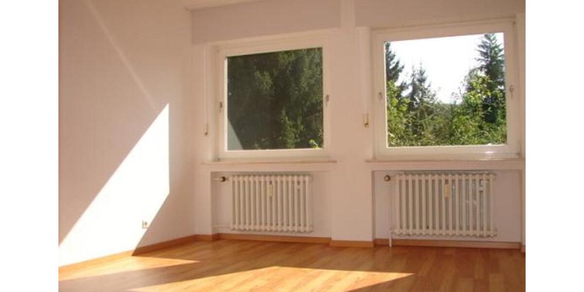 Etagenwohnung Wachtberg - 4 Zimmer, 106 m&sup2;, 1.100&euro; | Angebot:25921774