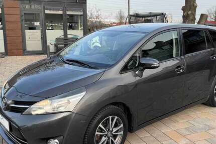 Toyota Verso 123.915 km 5.580 &euro; Bornheim 53332