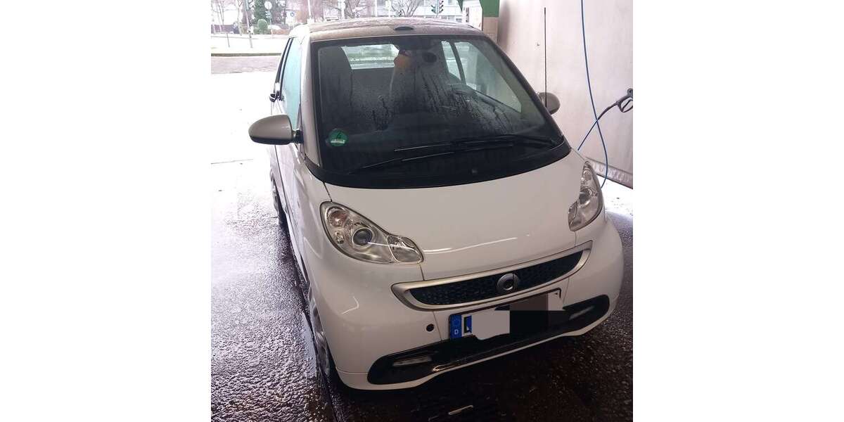 Smart forTwo 101.237 km 7.500 &euro; Bonn 53175