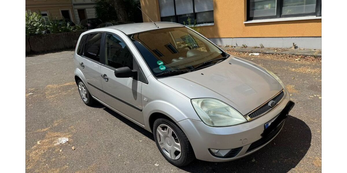 Ford Fiesta 169.000 km 1.990 &euro; Bonn 53115