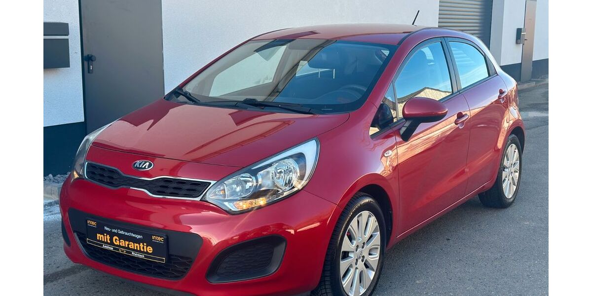 Kia Rio 81.500 km 6.990 &euro; Rheinbach 53359