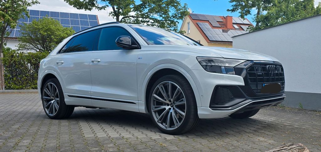 Audi Q8 100.000 km 59.900 &euro; Nörvenich 52388
