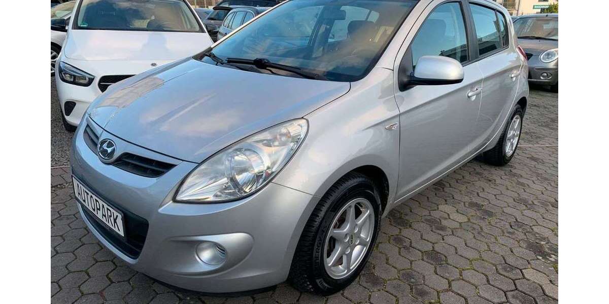 Hyundai i20 120.437 km 4.499 &euro; Mechernich Kommern 53894