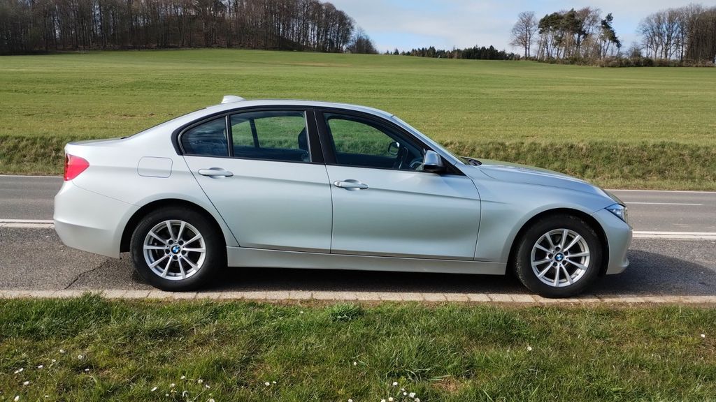 BMW 320 210.500 km 7.800 &euro; Bad Münstereifel 53902