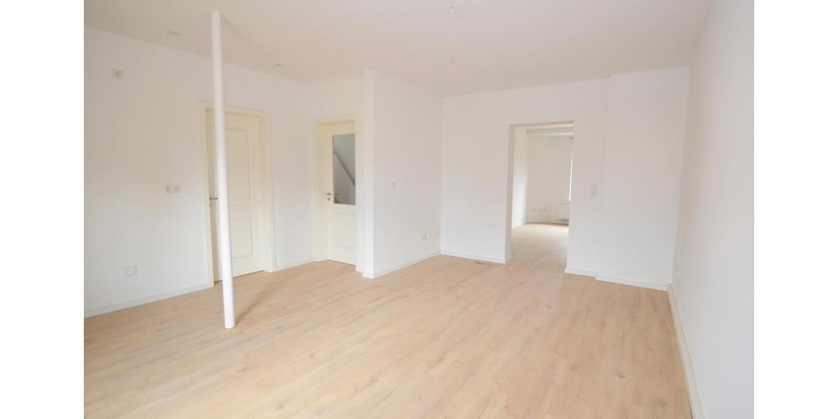 Maisonettenwohnung Wesseling - 3 Zimmer, 106 m&sup2;, 1.150&euro; | Angebot:22617423