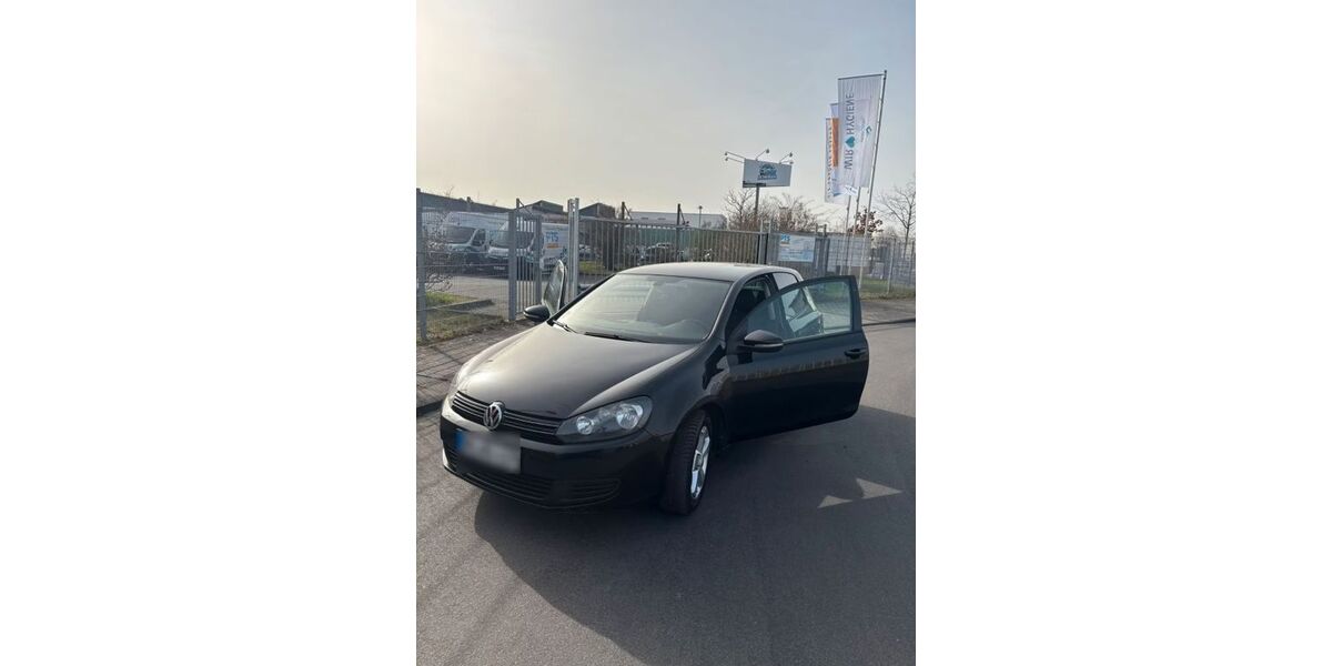 VW Golf 270.000 km 2.800 &euro; Bonn 53125