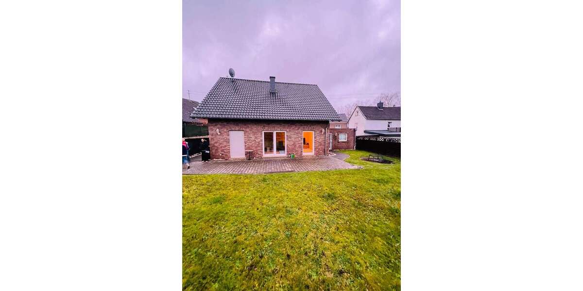 Einfamilienhaus Kall - 7 Zimmer, 149 m&sup2;, 1.385&euro; | Angebot:23798766