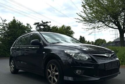 Hyundai i30 209.000 km 2.490 &euro; Hürth 50354