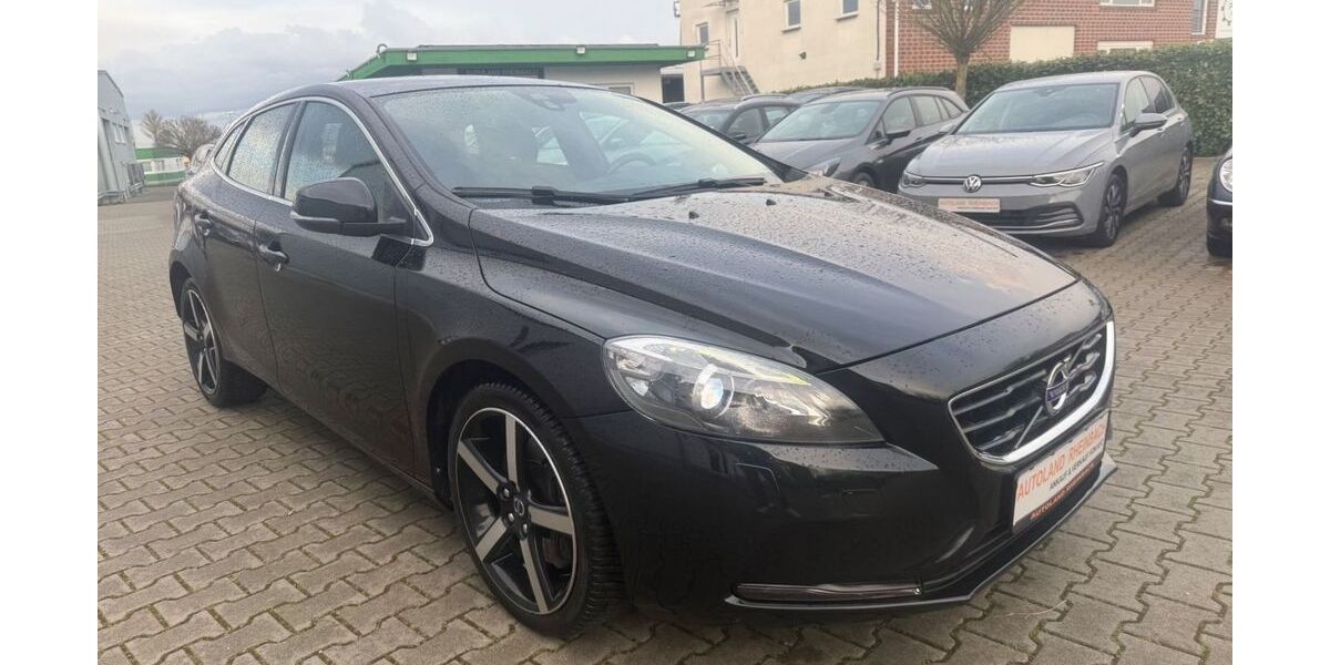 Volvo V40 103.000 km 12.900 &euro; Rheinbach 53359