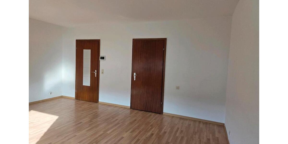 Etagenwohnung Bonn Auerberg - 1 Zimmer, 1 m&sup2;, 750&euro; | Angebot:24954446