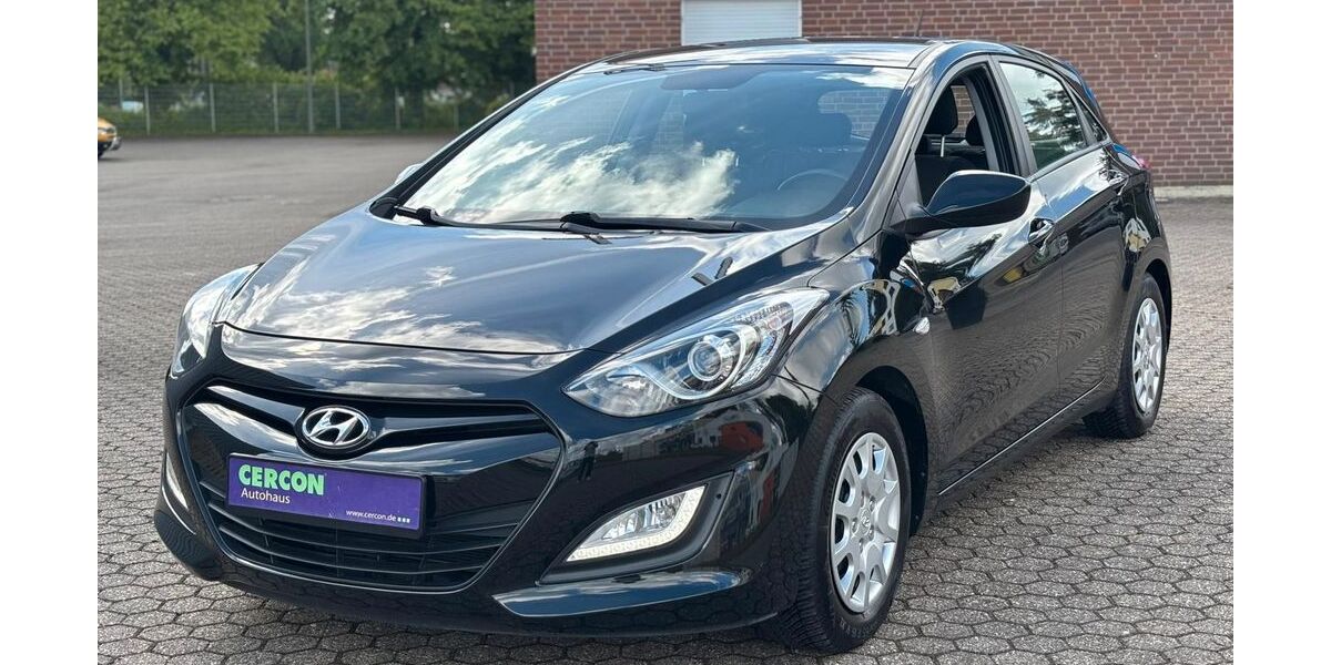 Hyundai i30 78.000 km 7.990 &euro; Düren 52349