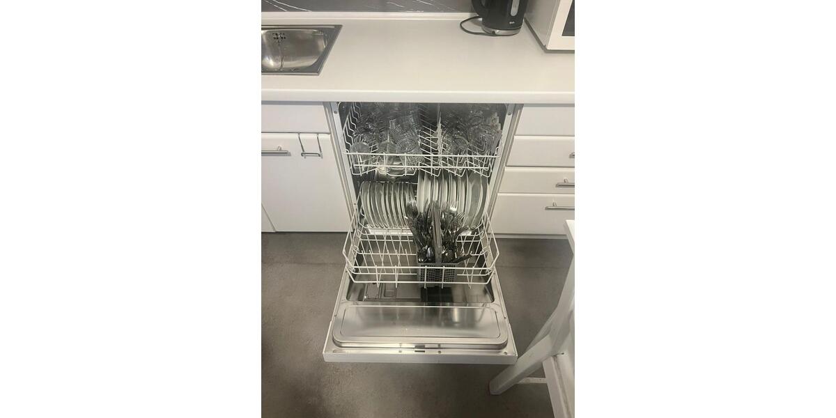 Erdgeschoßwohnung Niederkassel - 2 Zimmer, 1.580&euro; | Angebot:22322486