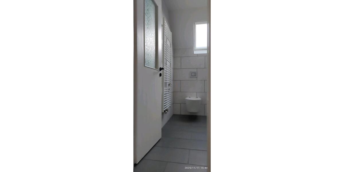 Doppelhaushälfte Hönningen - 7 Zimmer, 135 m&sup2;, 950&euro; | Angebot:25394434