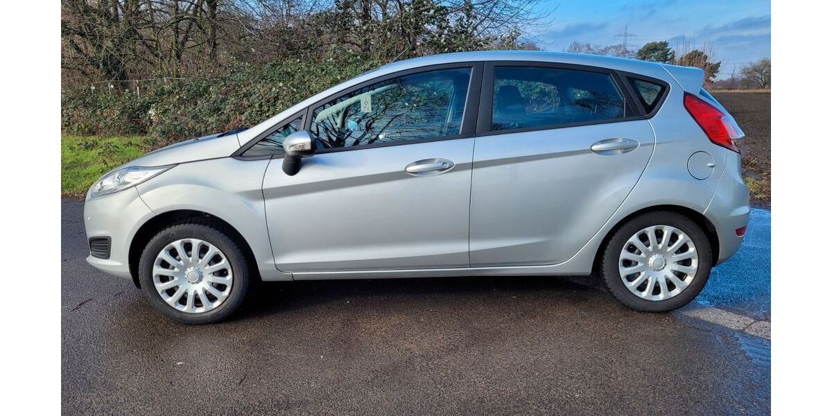 Ford Fiesta 145.300 km 4.990 &euro; Hürth 50354