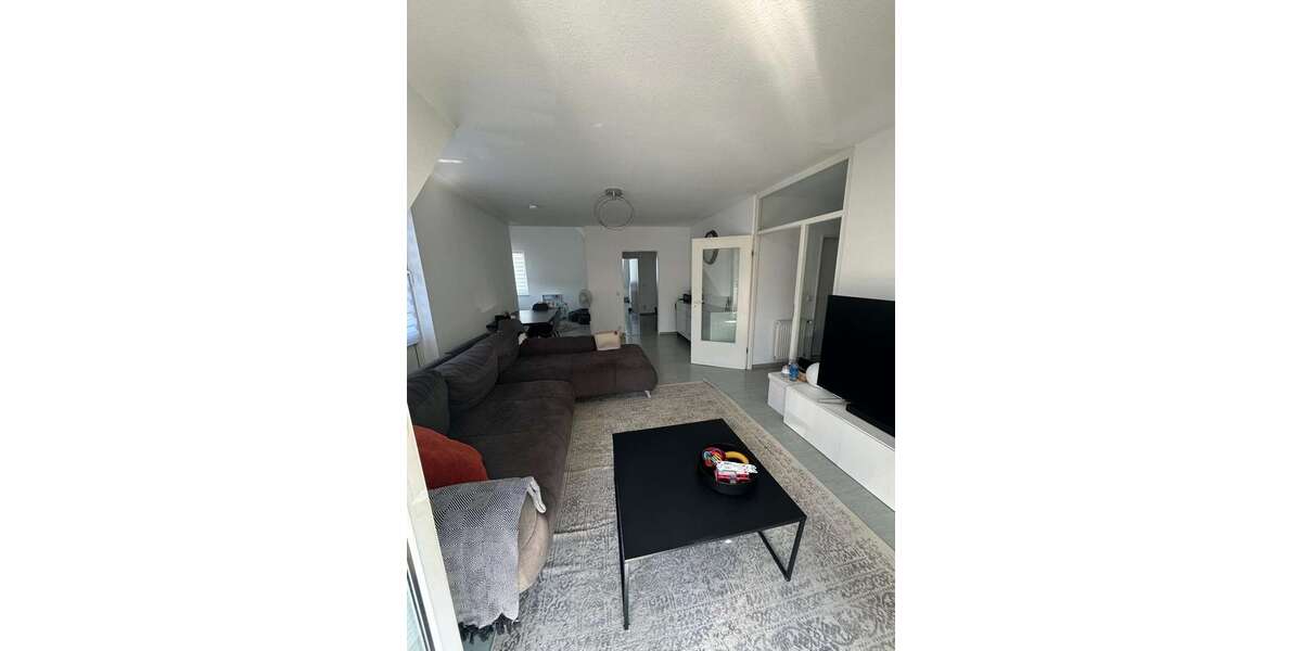 Etagenwohnung Niederkassel Lülsdorf - 3.5 Zimmer, 87 m&sup2;, 1.200&euro; | Angebot:27069261