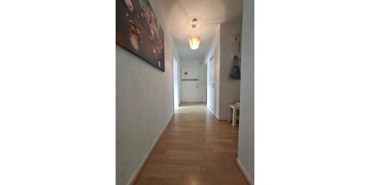 Etagenwohnung Bonn Zentrum - 3 Zimmer, 71 m&sup2;, 650&euro; | Angebot:26609077