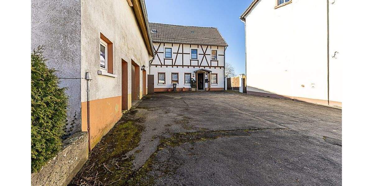 Einfamilienhaus Blankenheim-Blankenheimerdorf Blankenheimerdorf - 7 Zimmer, 172 m&sup2;, 209.000&euro; | Angebot:25739718