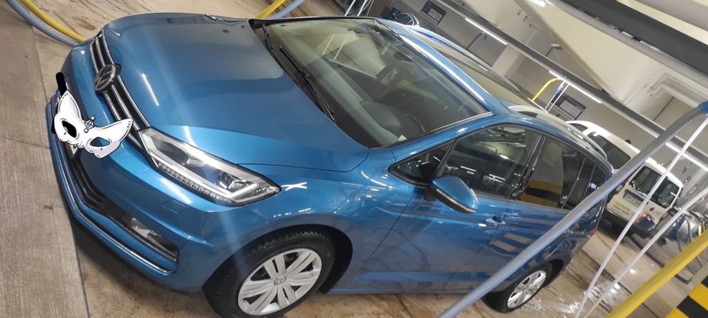 VW Touran 119.720 km 19.000 &euro; Bonn 53119