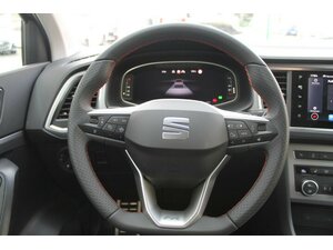 Seat Ateca FR 1,5 TSi DSG Navi AHK Standh LED 12.000 km 32.350 &euro; Bonn 53225