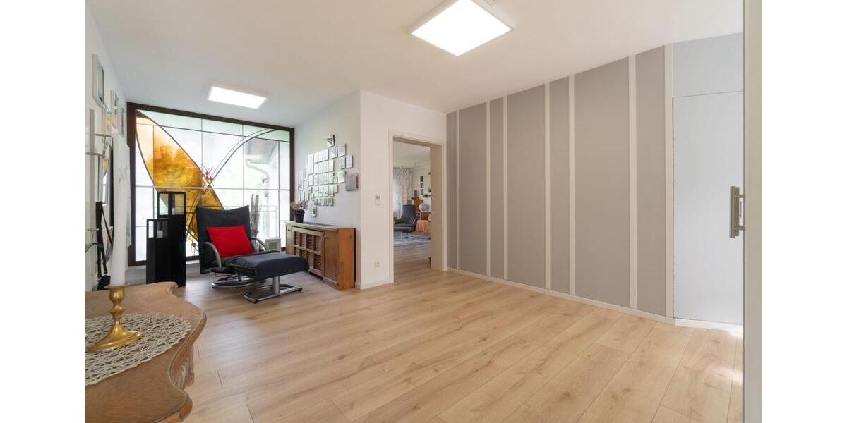 Erdgeschoßwohnung Nettersheim - 3 Zimmer, 100 m&sup2;, 1.050&euro; | Angebot:25963689