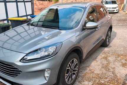 Ford Kuga 49.700 km 18.500 &euro; Nideggen 52385