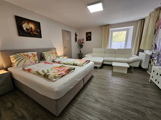 Gewerbeobjekt Antweiler - 1 Zimmer, 790.000&euro; | Angebot:25702821