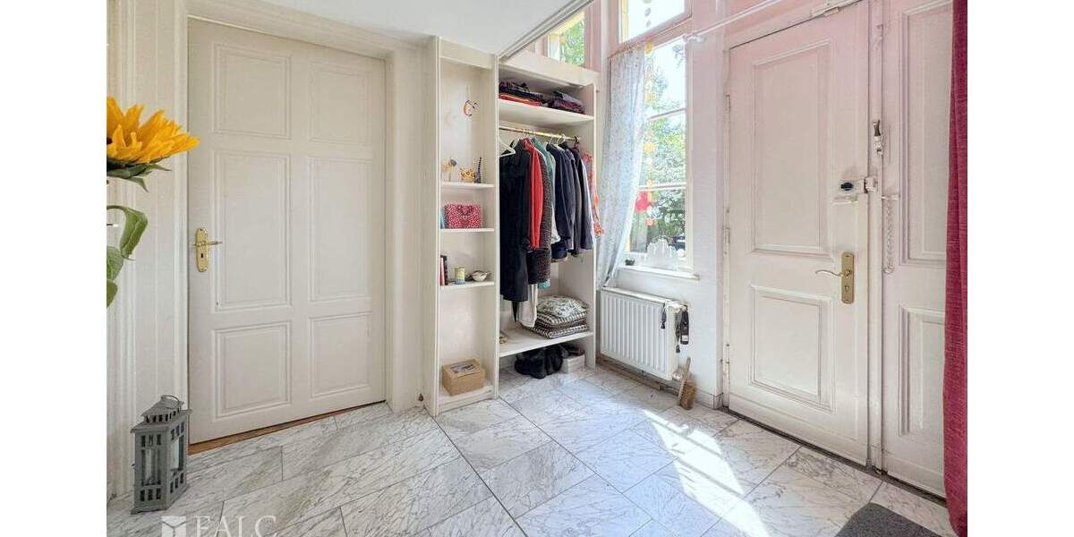 Mehrfamilienhaus, Wohnhaus Bonn Mehlem - 1 Zimmer, 360 m&sup2;, 3.499.000&euro; | Angebot:25773344