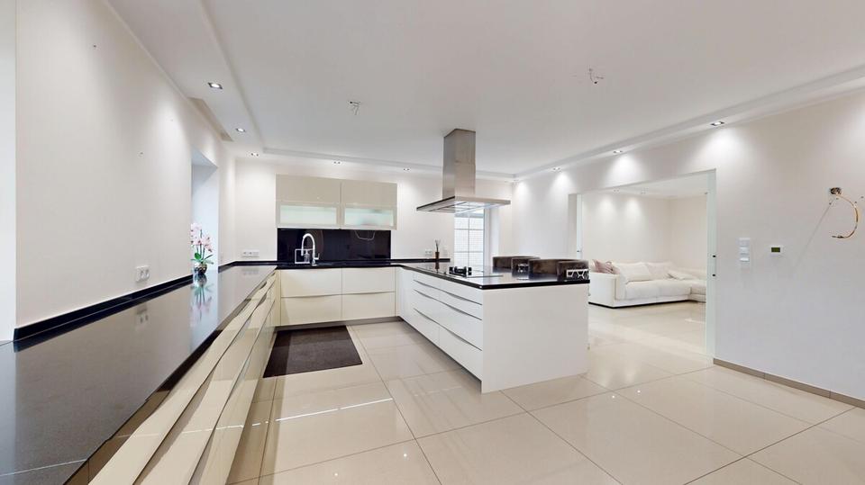 Einfamilienhaus Kerpen Buir - 5.5 Zimmer, 290 m&sup2;, 3.570&euro; | Angebot:25472480