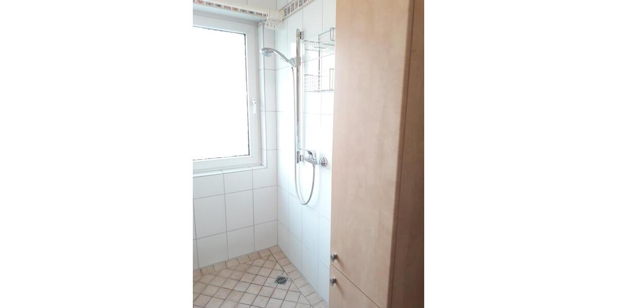 Etagenwohnung Bonn Auerberg - 3 Zimmer, 65 m&sup2;, 800&euro; | Angebot:25947671
