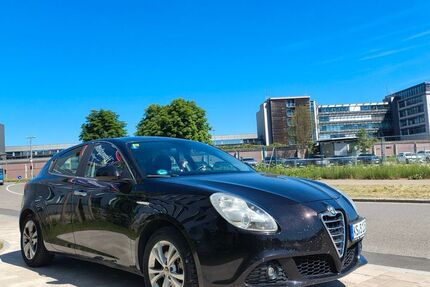 Alfa Romeo Giulietta 224.000 km 3.500 &euro; Bonn 53117