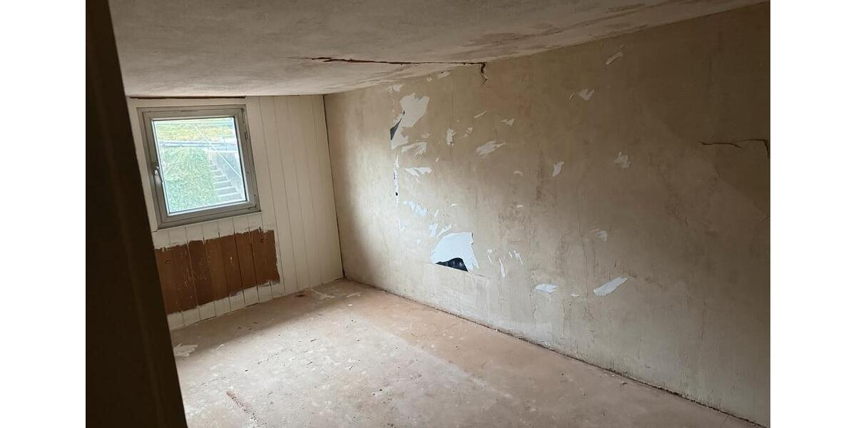 Einfamilienhaus Kall - 8 Zimmer, 20 m&sup2;, 75.000&euro; | Angebot:26680325