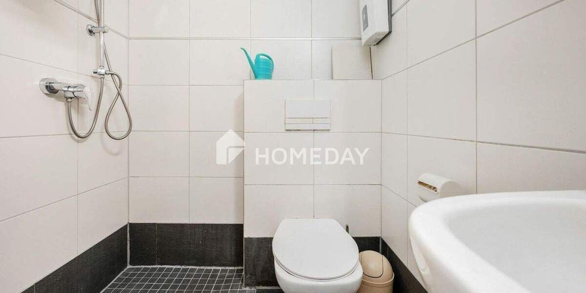 Etagenwohnung Bonn Bad Godesberg - 4 Zimmer, 87 m&sup2;, 269.000&euro; | Angebot:25684160