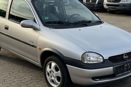 Opel Corsa 123.900 km 1.990 &euro; Bornheim 53332