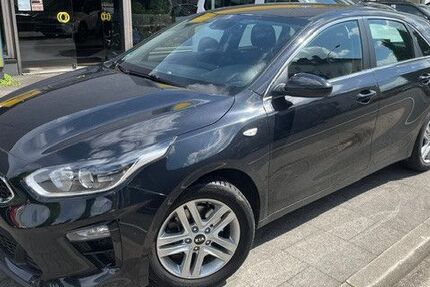Kia ceed / Ceed 42.838 km 15.400 &euro; Brühl 50321