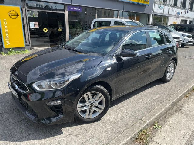 Kia ceed / Ceed 42.838 km 15.400 &euro; Brühl 50321