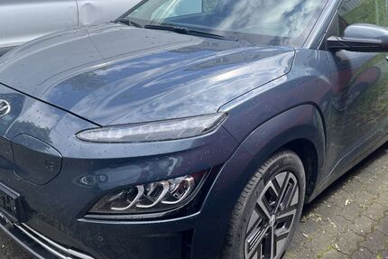 Hyundai KONA 75.694 km 21.500 &euro; Bonn 53227