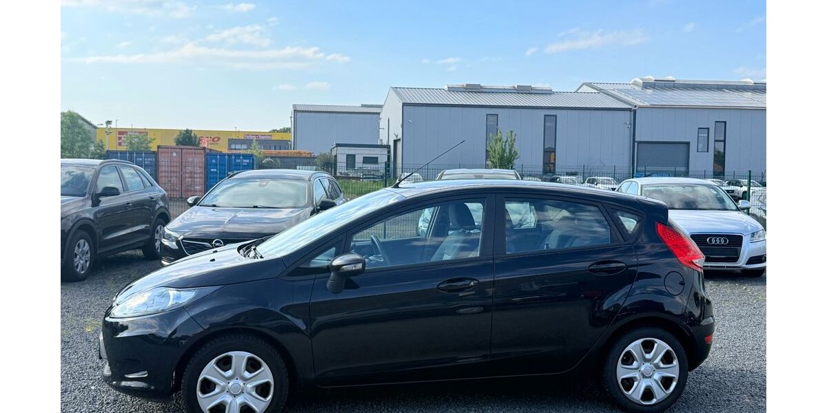 Ford Fiesta 94.000 km 3.950 &euro; Düren 52351