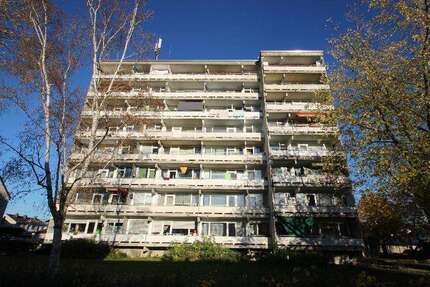 Wohnung Niederkassel - 3 Zimmer, 73 m&sup2;, 140.000&euro; | Angebot:26177382