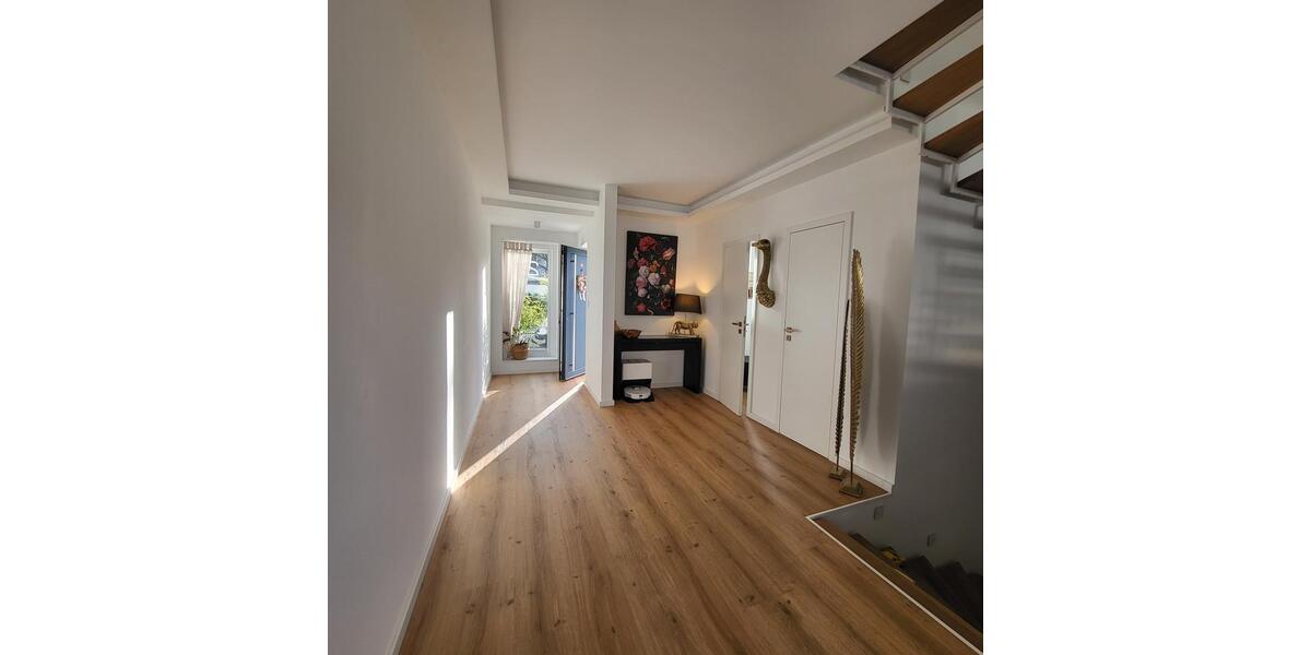 Einfamilienhaus Bonn Beuel-Mitte - 3.5 Zimmer, 130 m&sup2;, 2.500&euro; | Angebot:26397463