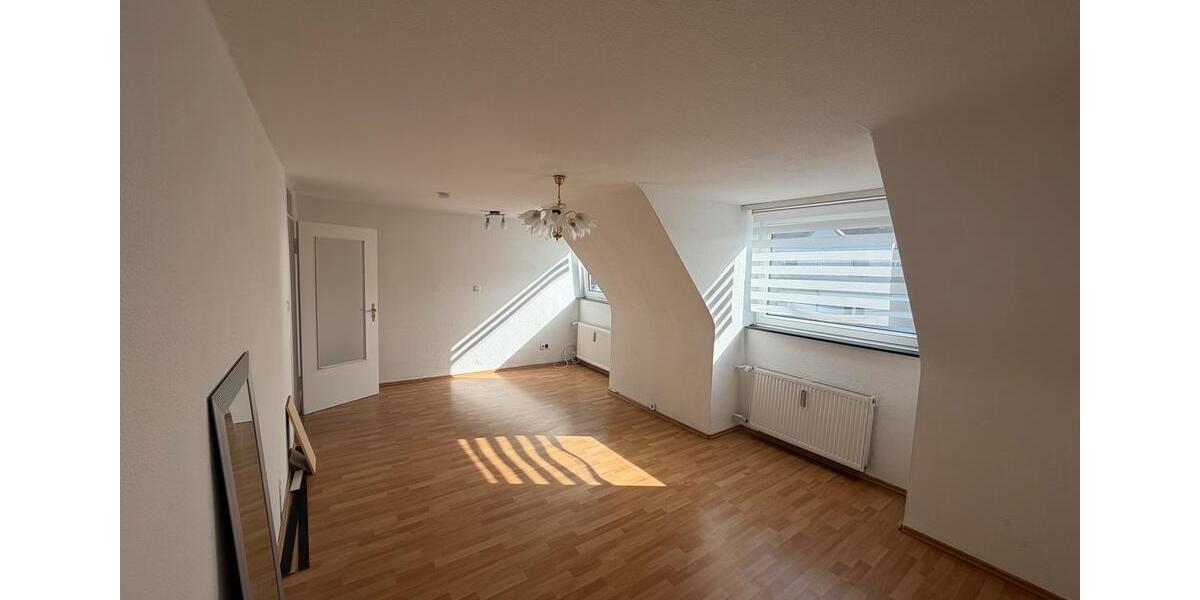 Dachgeschoßwohnung Swisttal - 2.5 Zimmer, 60 m&sup2;, 710&euro; | Angebot:26286755