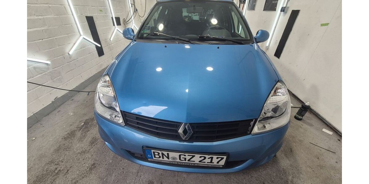 Renault Clio 84.300 km 3.900 &euro; Bonn 53225