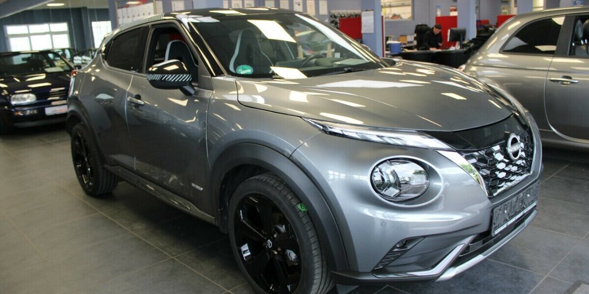 Nissan Juke 1.6 Hybrid 4AMT Premiere Edition 40.779 km 18.480 &euro; Euskirchen 53881