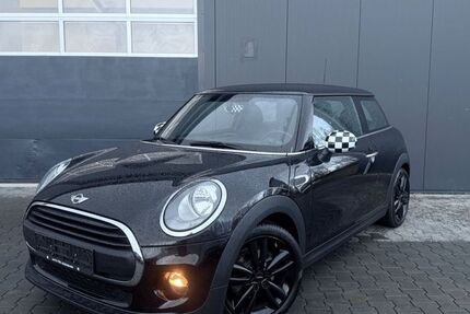 Mini ONE 121.000 km 8.480 &euro; Rheinbach 53359